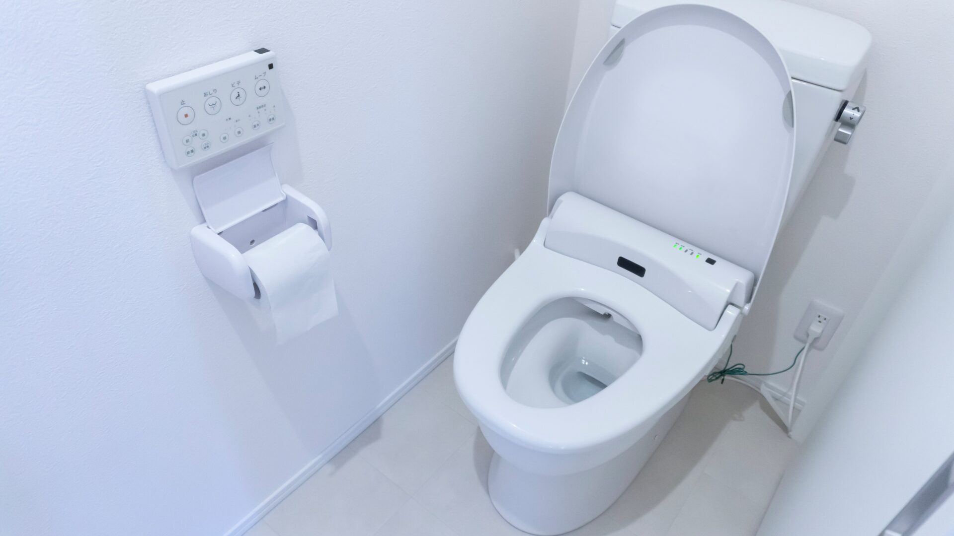 トイレのウォシュレットから水漏れが起こったらすぐに水道業者に連絡しよう